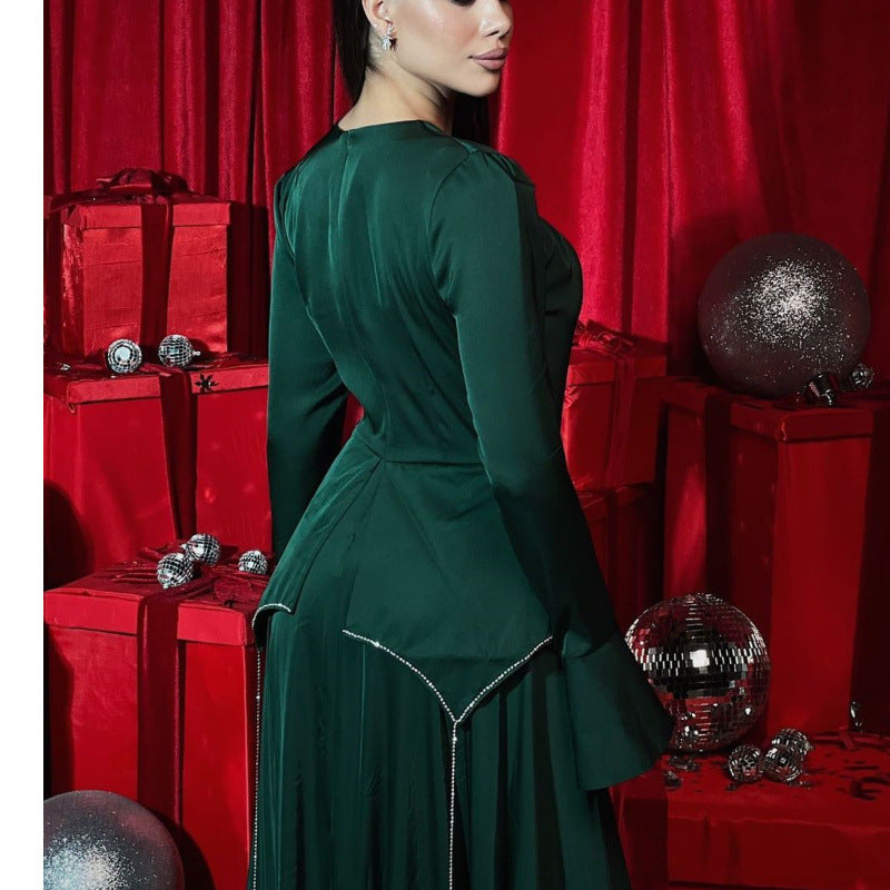 Damen Elegantes Abendkleid mit fließendem Schnitt und hochwertigen Details R&B