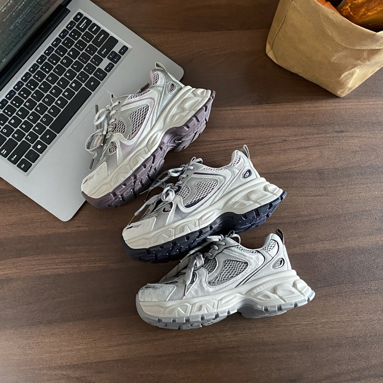 Damen Sportliche Lauf Sneakers mit atmungsaktiver Mesh-Oberfläche und robustem Sohlenprofil R&B