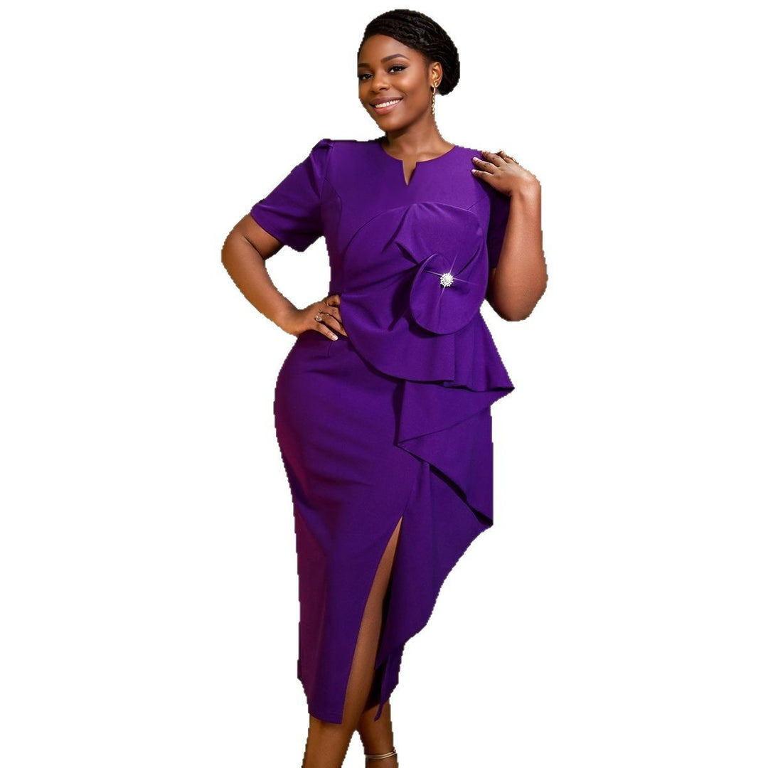 Damen Elegantes und figurschmeichelndes Kleid mit floralem Detail R&B