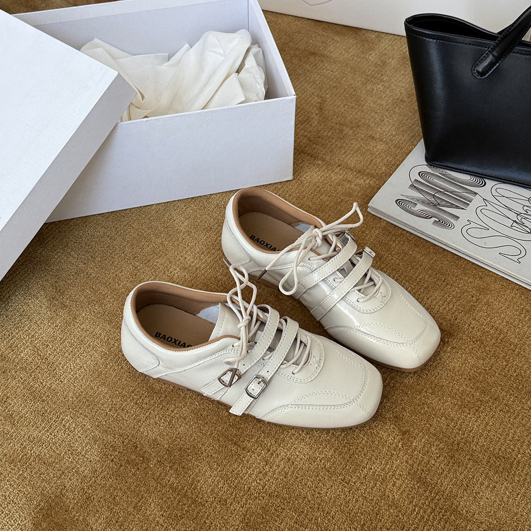 Damen Elegante Ledersneaker mit modischem Schnürsystem und komfortabler Innensohle R&B