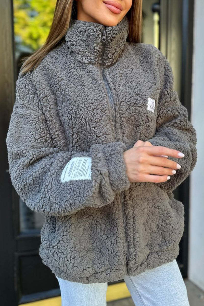 Damen Kuschelige Fleecejacke mit praktischen Taschen und hohen Kragen R&B