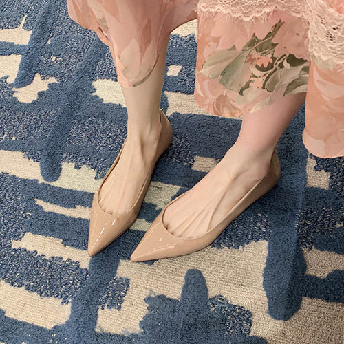 Damen elegante spitze Pumps mit hochglänzender Lack-Oberfläche R&B