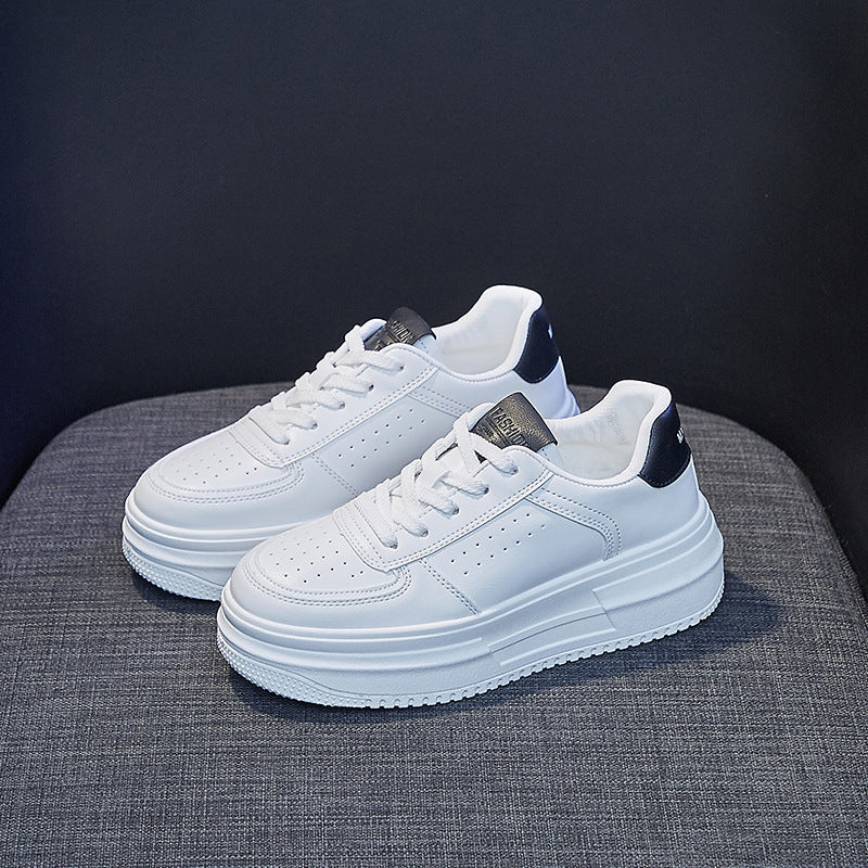 Damen Sneakers im sportlich-eleganten Design mit dicker Plateausohle R&B