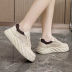 Damen sportliche Sneakers mit leichtem Mesh-Obermaterial und dämpfender Sohle R&B