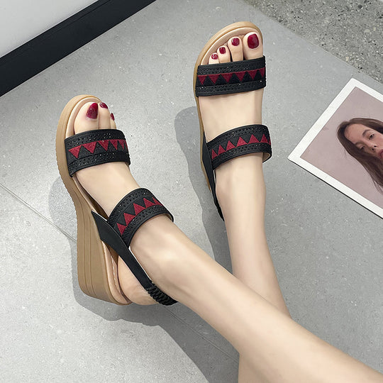 Damen Wedge-Sandalen mit dekorativem Riemendesign und komfortablem Fußbett R&B