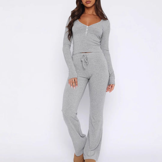 Damen Loungewear-Anzug aus weichem Rippstoff mit Knopfleiste und elastischem Bund R&B
