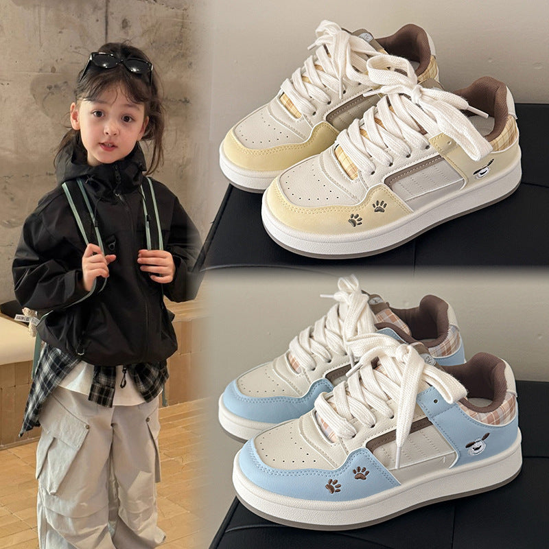 Damen Sneakers im lässigen Retro-Design mit karierten Akzenten und bequemer Sohle R&B