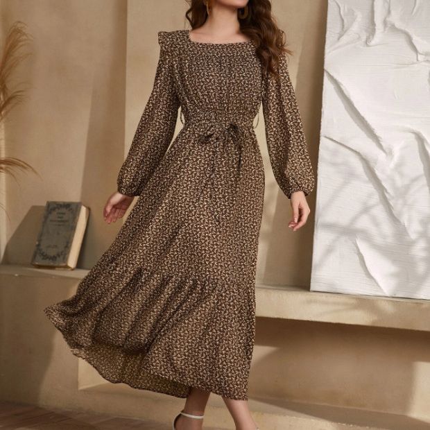 Damen Maxikleid im Boho-Stil mit weitem Rock und Taillengürtel R&B