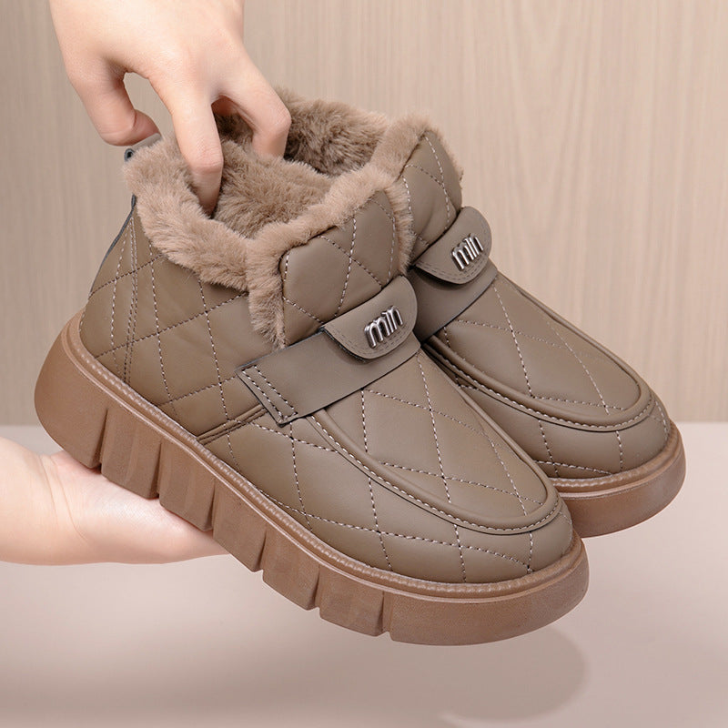 Damen Weiche und gefütterte Winterstiefel mit praktischer Klettverschlussfunktion R&B