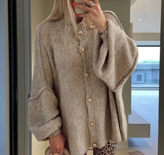 Damen Strickjacke mit weiten Ärmeln und Knopfdetails R&B