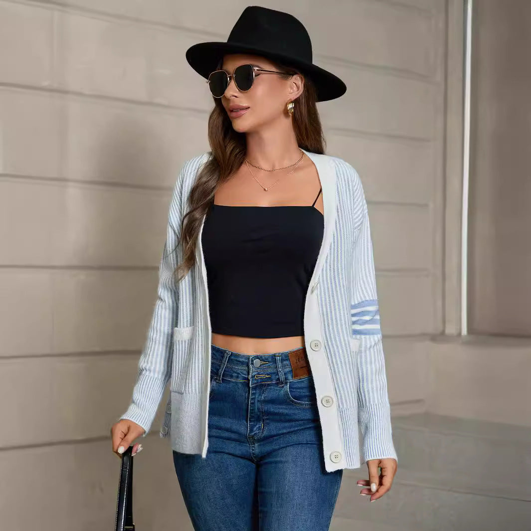 Damen modische Strickjacke mit Knopfdetails und praktischen Taschen R&B