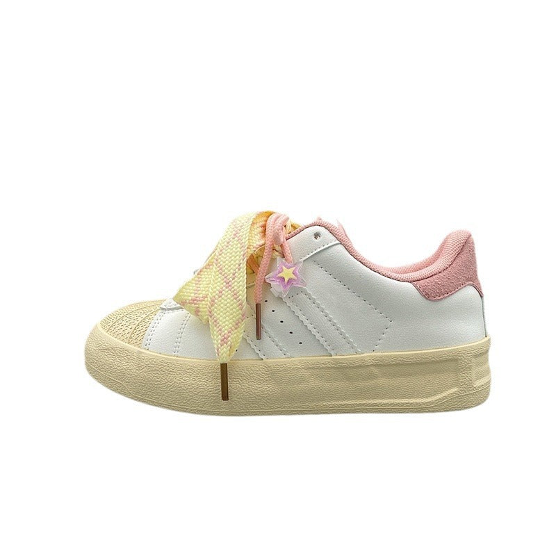 Damen Sportliche Sneakers mit einzigartigem Schnürsystem