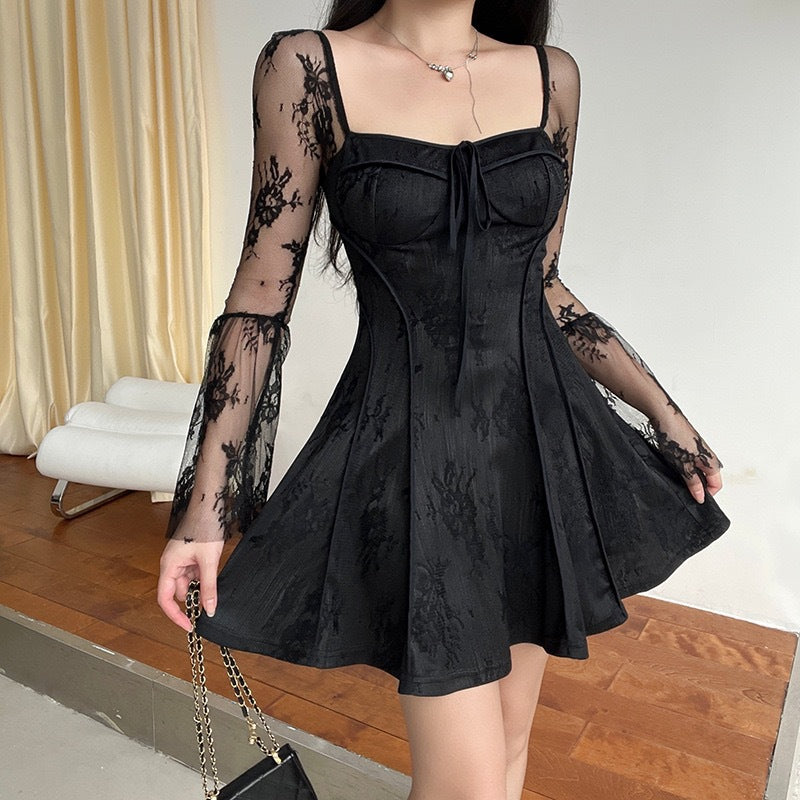 Damen Spitzenkleid mit eleganter Schnürung R&B