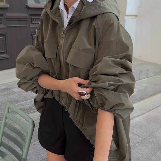 Damen Übergangsjacke mit Kapuze und voluminösen Ärmeln R&B