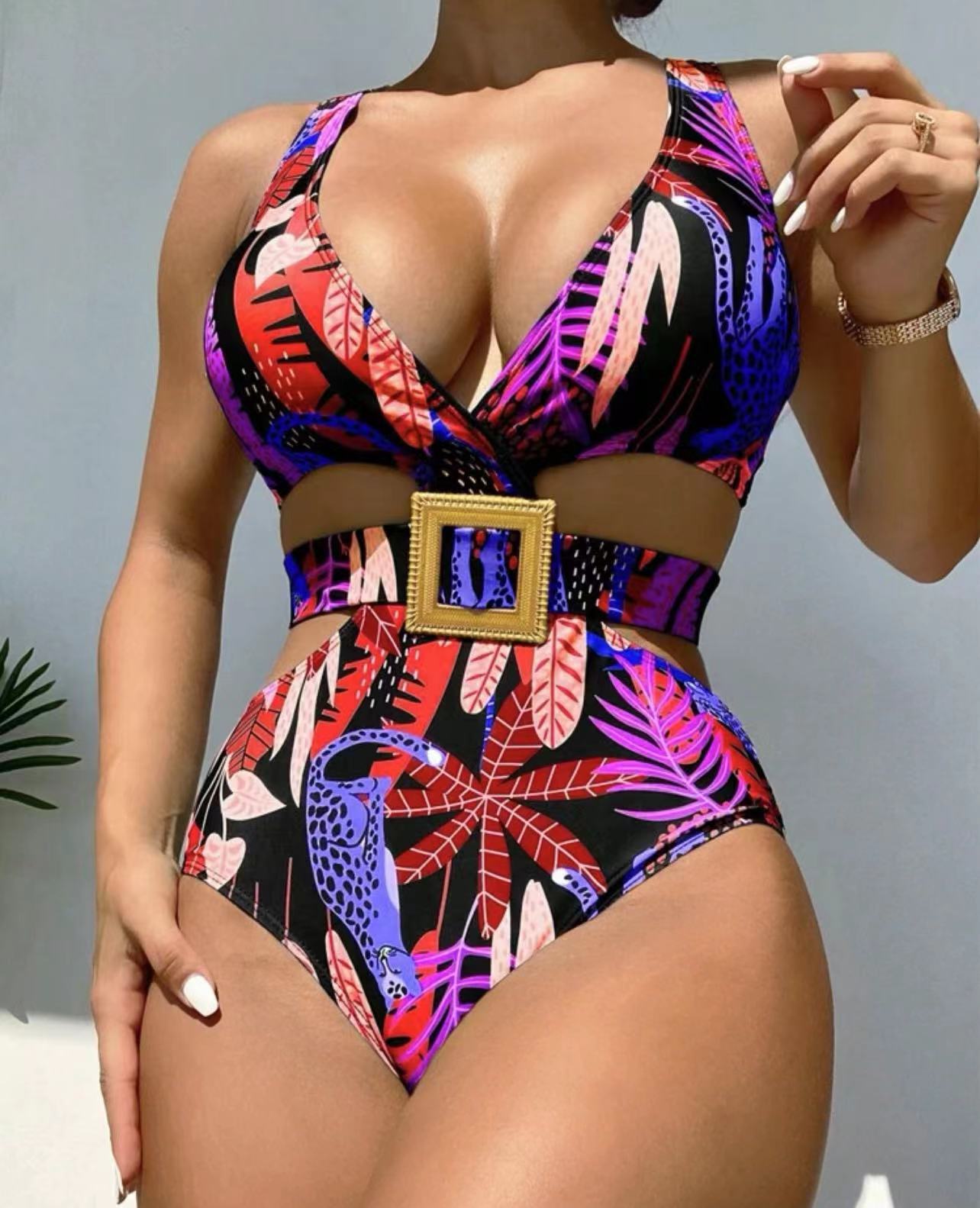 Damen Einteiliger Badeanzug mit modischem Cut-Out und eleganter Schnalle R&B