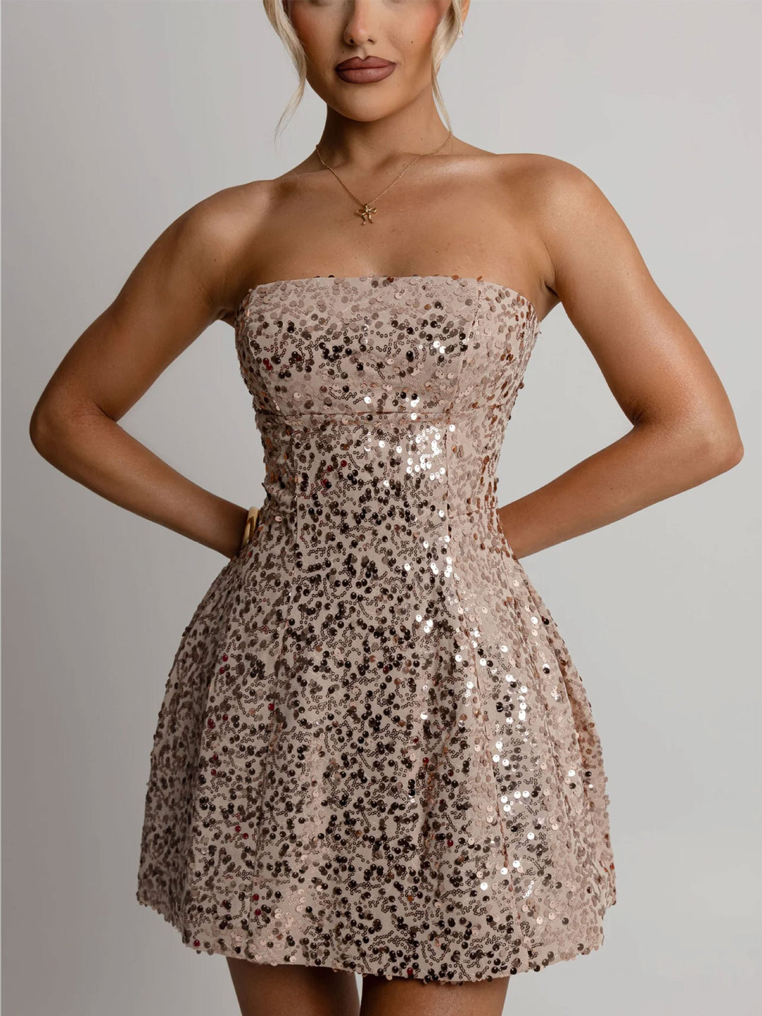 Damen Cocktailkleid mit funkelnden Pailletten und schulterfreiem Design R&B
