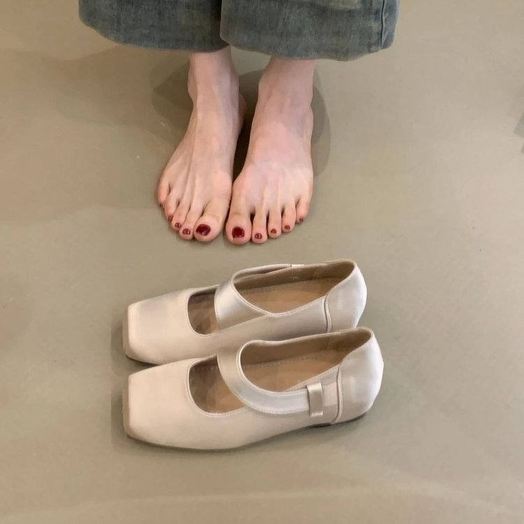 Damen elegante Ballerinas mit verstellbarem Riemen und bequemem Fußbett R&B