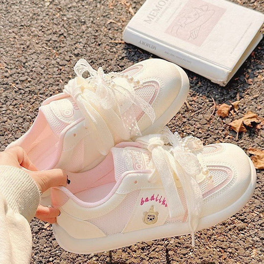 Damen Sportliche Sneaker mit modischem Spitzenelement und atmungsaktiver Oberfläche R&B