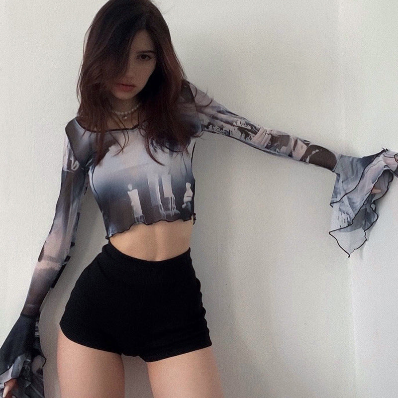 Damen Langarm Crop-Top mit kreative Grafik-Printdetails und ausgestellten Ärmeln R&B