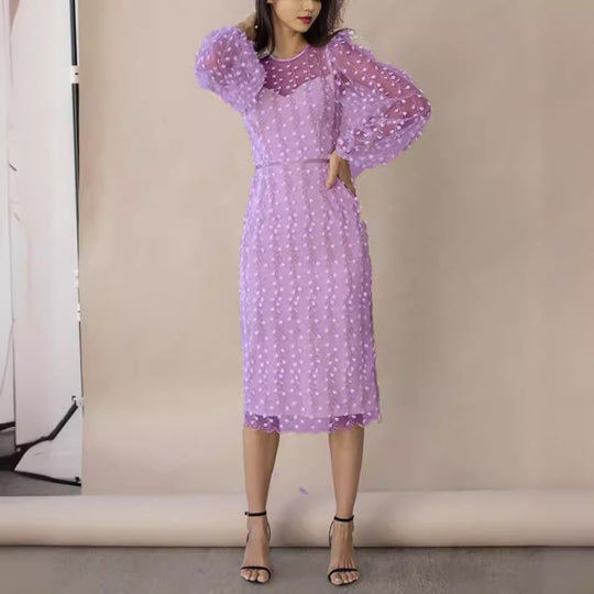 Damen Kleid mit transparenten Puffärmeln und floralem Stickdesign R&B