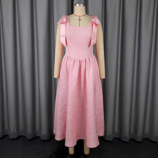 Damen Elegantes Abendkleid mit schimmernden Details und verspielten Rüschenschultern R&B