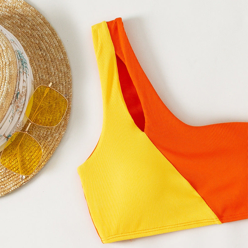 Damen Einseitiger Triangel-Bikini mit buntem Blockdesign