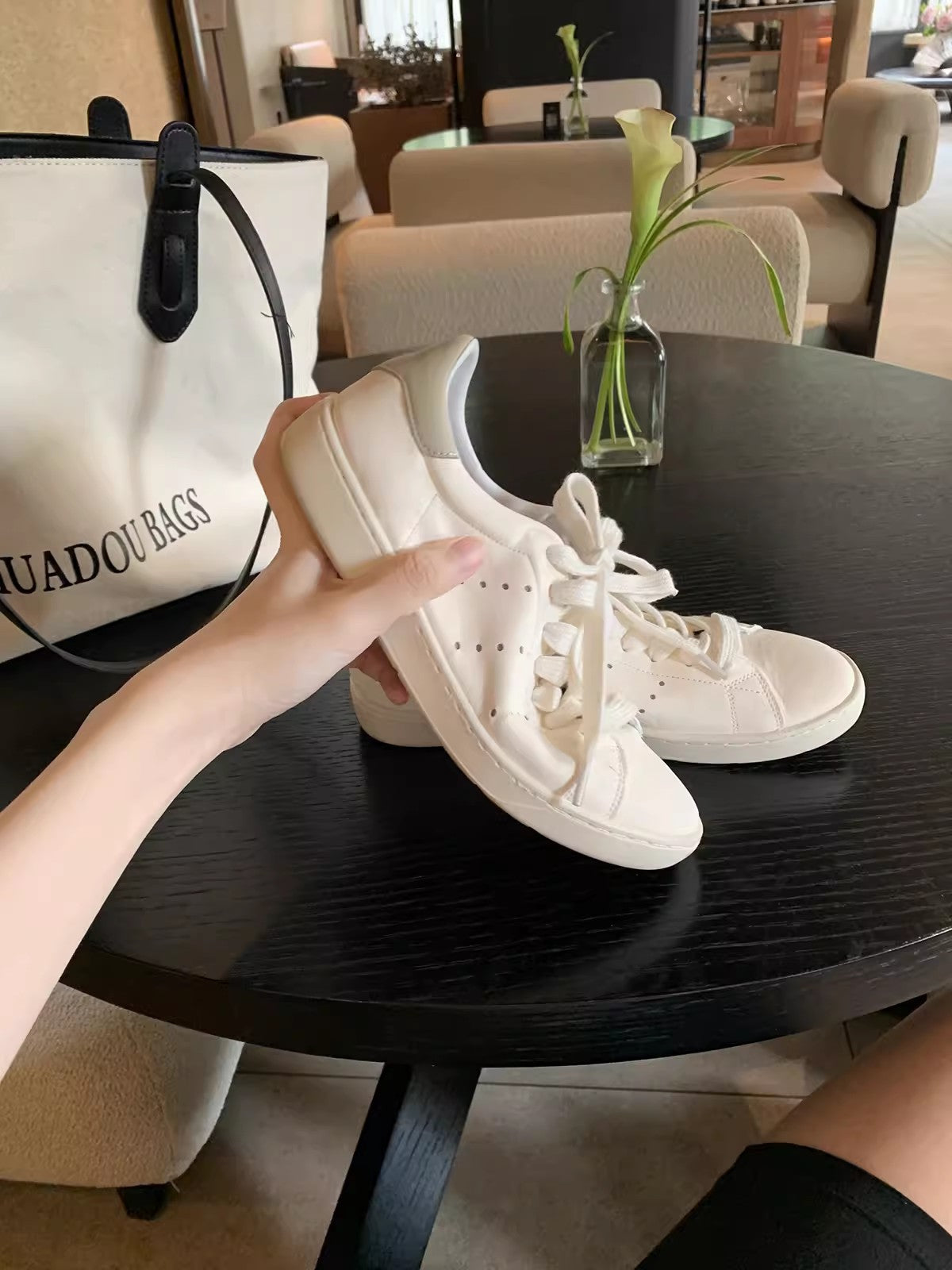 Damen Sportliche Sneaker mit atmungsaktiver Oberflächenstruktur und gepolsterter Sohle