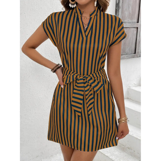 Damen Kurzarmkleid mit Gürtel und Streifenmuster R&B