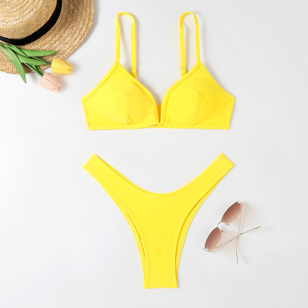 Damen Triangel-Bikini mit sexy tiefem Ausschnitt und hohem Beinausschnitt R&B