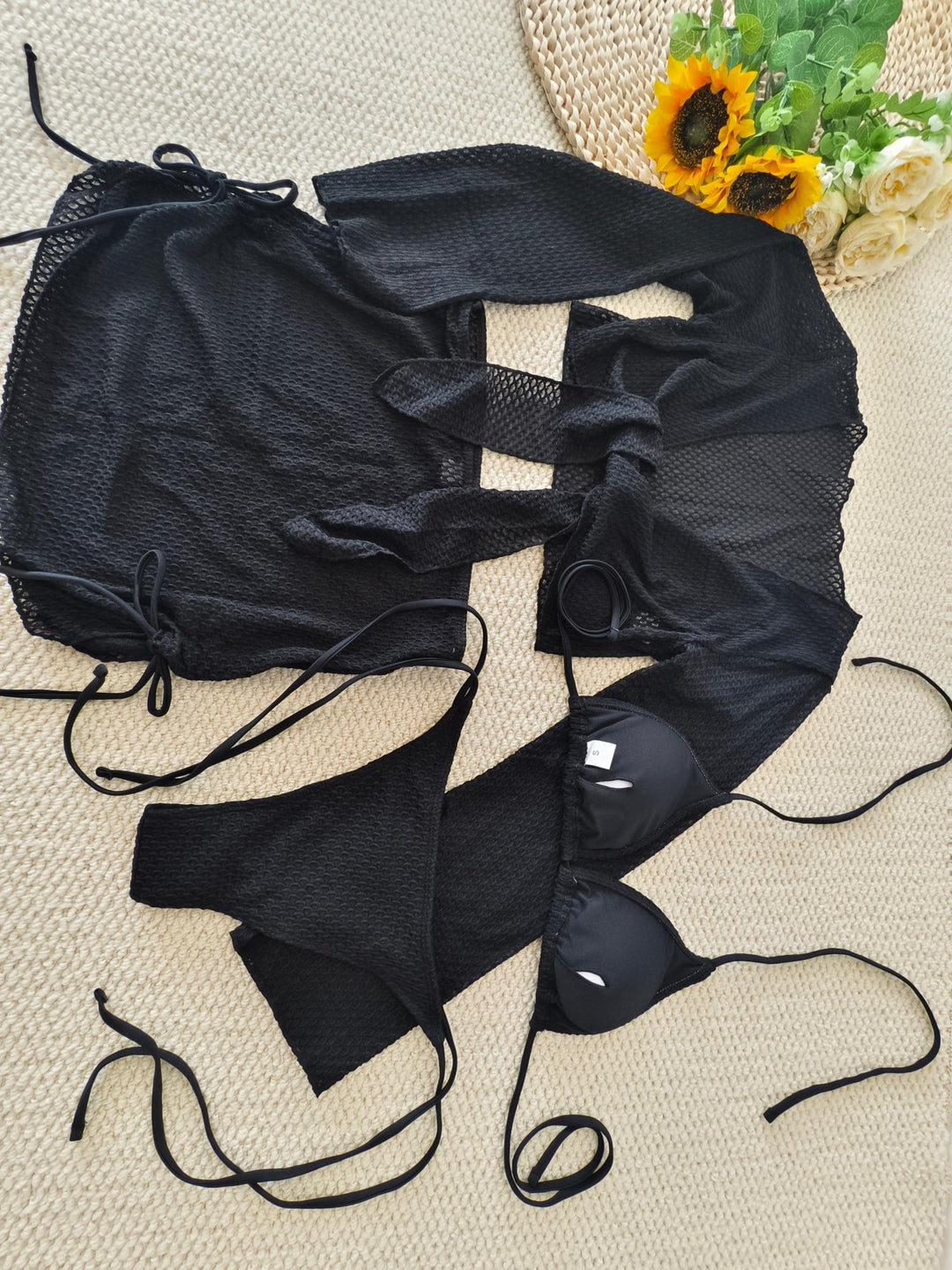 Damen Bikini-Set mit transparentem Wickeloberteil und hoch taillierten Shorts R&B