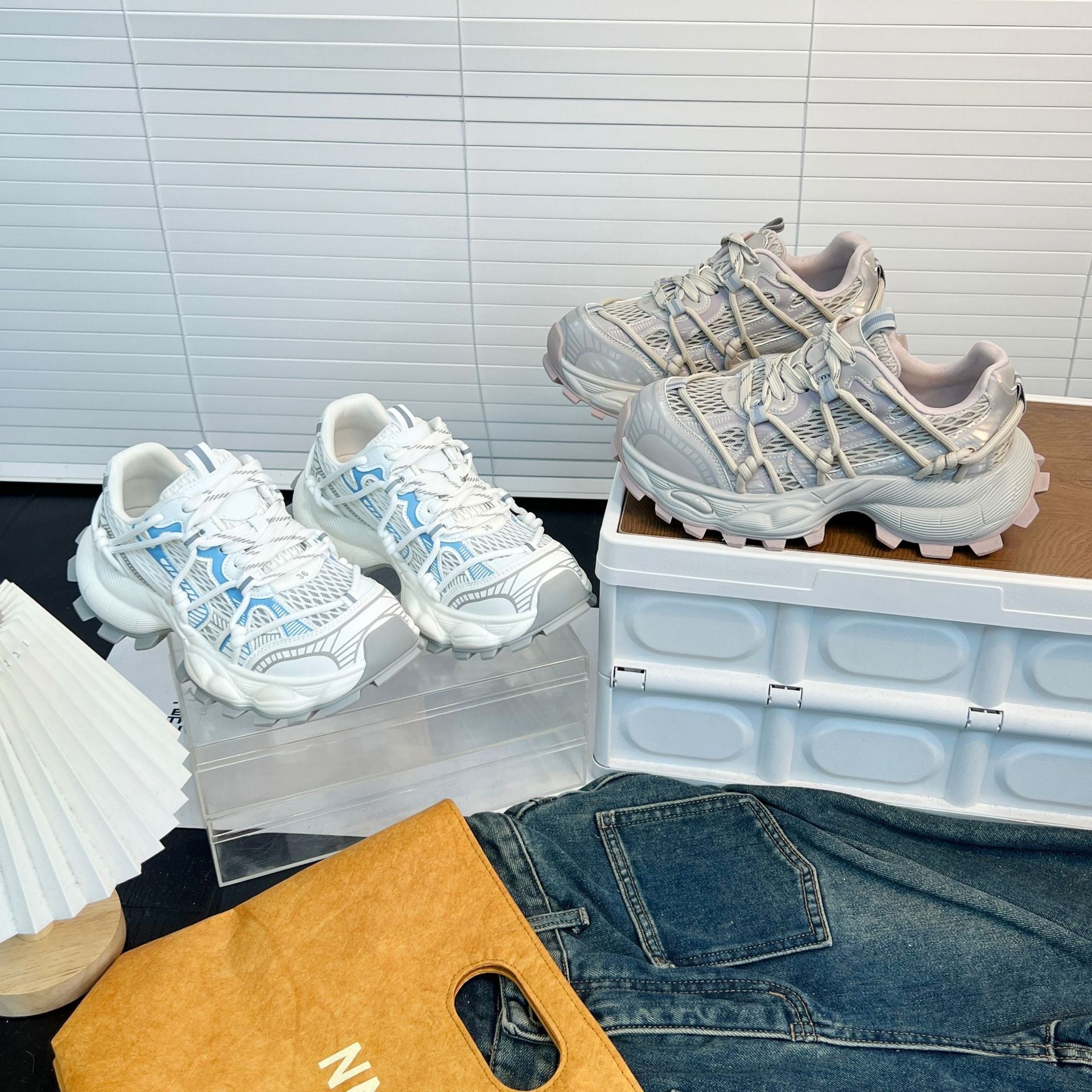 Damen Sportliche Trail-Sneaker mit rutschfester Sohle und atmungsaktivem Obermaterial R&B