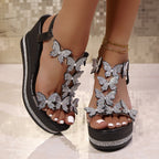Damen Glamouröse Wedge-Sandalen mit funkelnden Schmetterlings-Applikationen