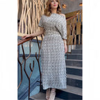 Damen Elegantes Maxikleid mit asymmetrischem Schnitt und strukturiertem Muster R&B