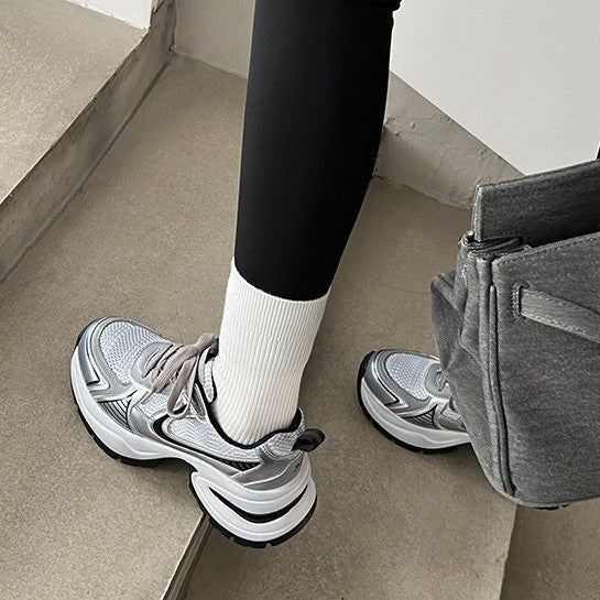 Damen Sportliche Lauf-Sneaker mit atmungsaktivem Mesh-Obermaterial und dämpfender Sohle R&B