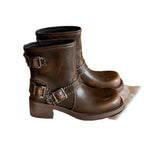 Damen Western-Stiefel mit elegantem Riemendesign und robustem Blockabsatz
