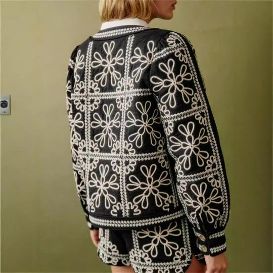 Damen gestickte Blumenjacke mit Volumenärmeln R&B