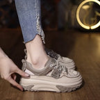 Damen Modische Sneaker mit luftigen Lochungen und dämpfender Laufsohle