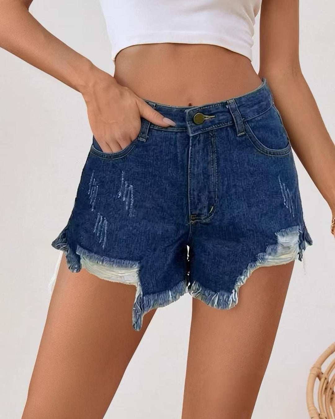 Damen modische Destroyed Denim-Shorts mit fransigem Saum R&B