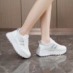 Damen Plateau Sneakers mit stilvollem Design und dämpfender Laufsohle R&B