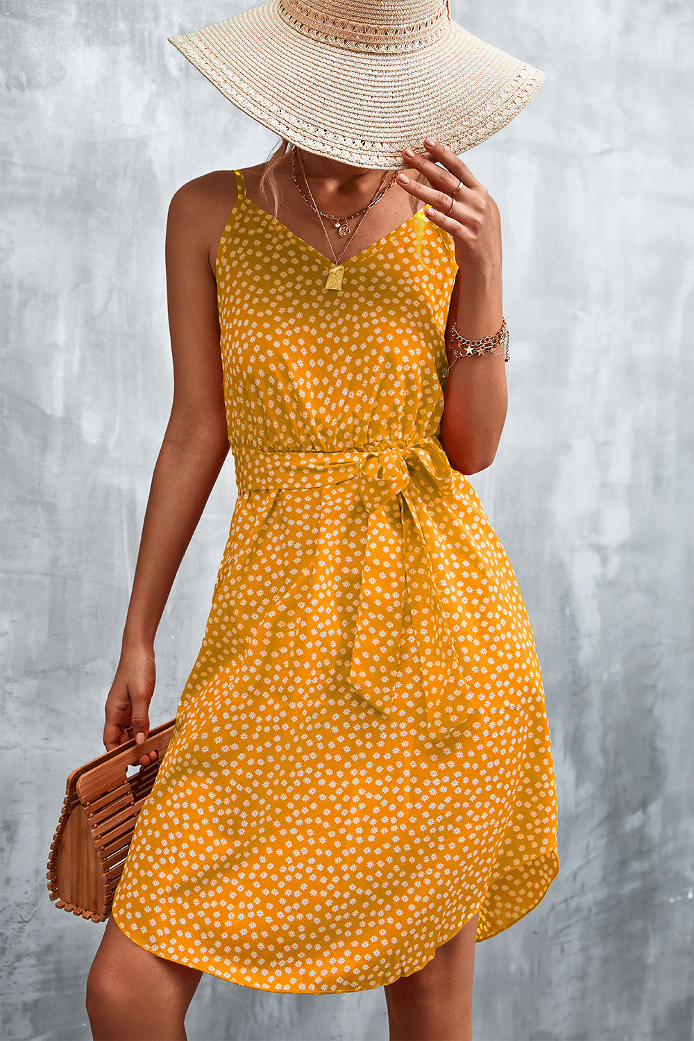 Damen Sommerliches Blusenkleid mit floralem Muster und knopfbarem Taillengürtel R&B