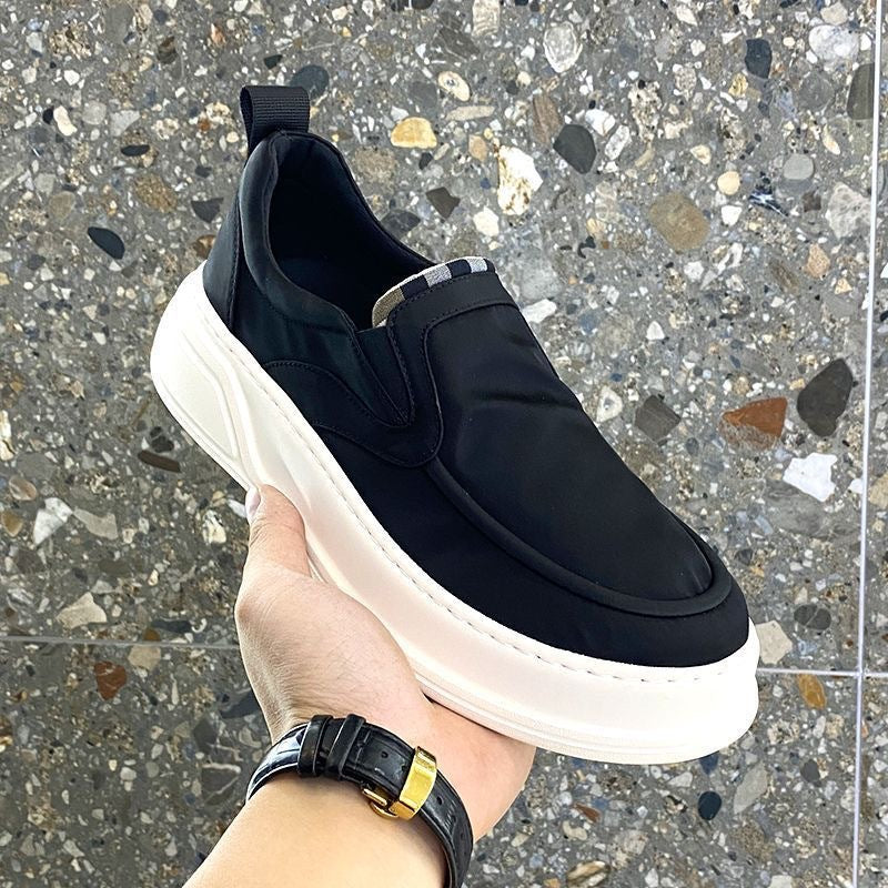 Damen Slip-On Sneakers mit rutschfester Sohle und komfortablem Innenfutter R&B