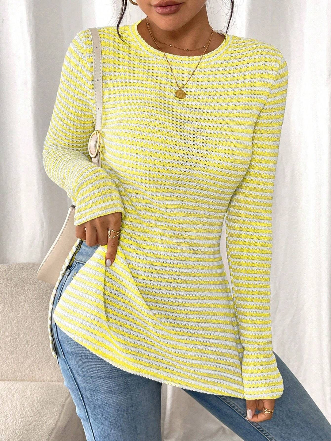 Damen Langarmshirt mit modernem Strickmuster und seitlichen Schlitzen R&B