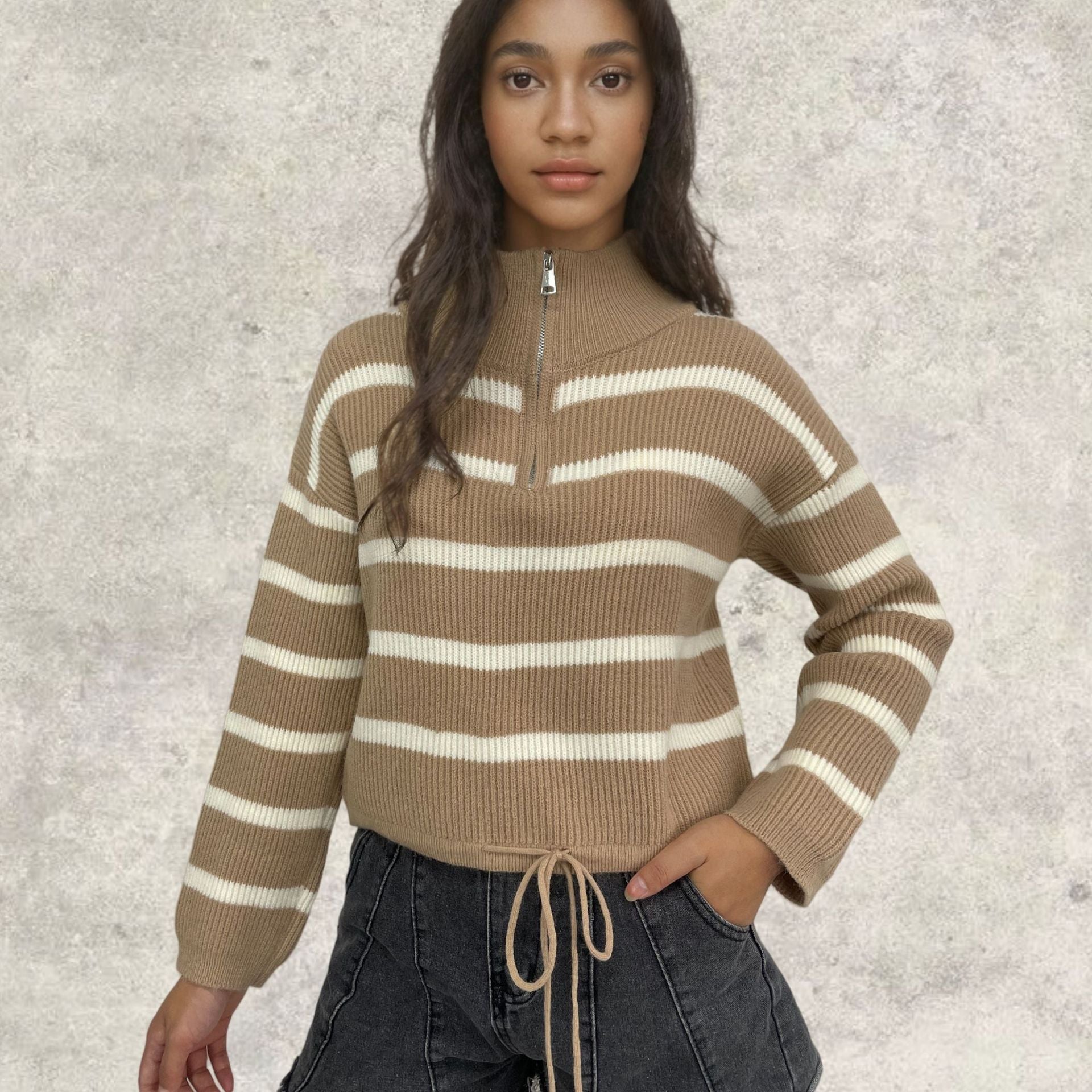 Damen Strickpullover mit Stehkragen und Kordelzug