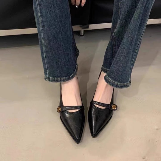 Damen Elegante Pumps mit modernem Riemen und stilvollem Akzent R&B