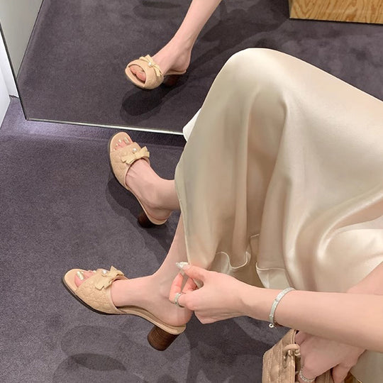 Damen modische Mules mit elegantem Perlenschmuck und komfortablem Absatz R&B
