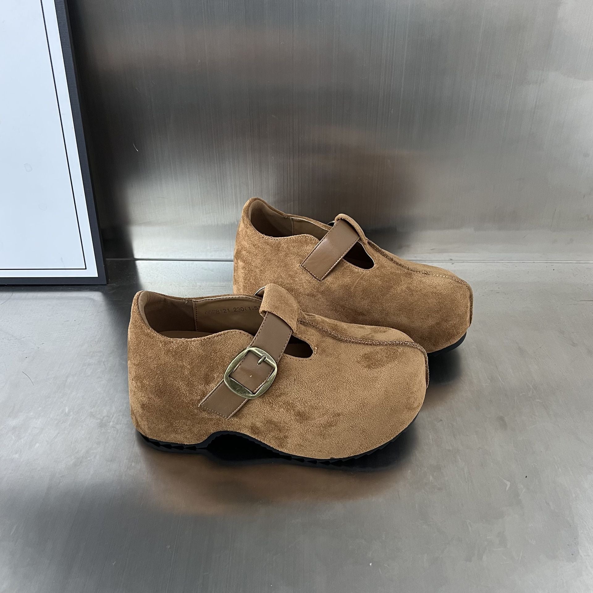 Damen Komfortable Clogs mit elegantem Schnallenverschluss aus hochwertigem Wildleder R&B