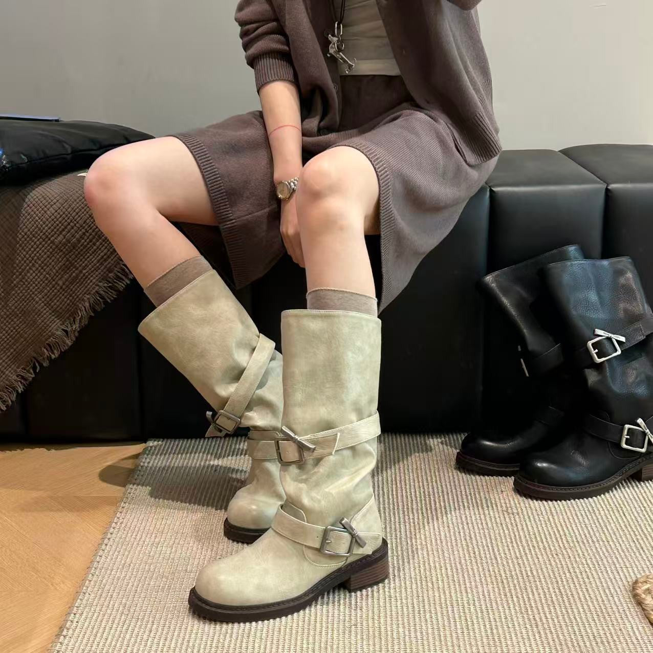 Damen modische Stiefel mit verstellbaren Riemen und komfortablem Blockabsatz R&B