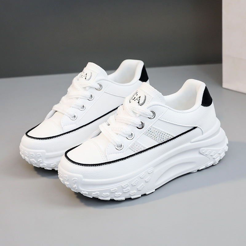 Damen Sneaker mit hochgezogenem Sohlenprofil und reflektierendem Design R&B