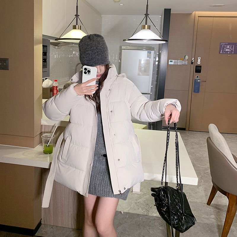Damen gesteppte Winterjacke mit hohem Kragen und seitlichen Taschen