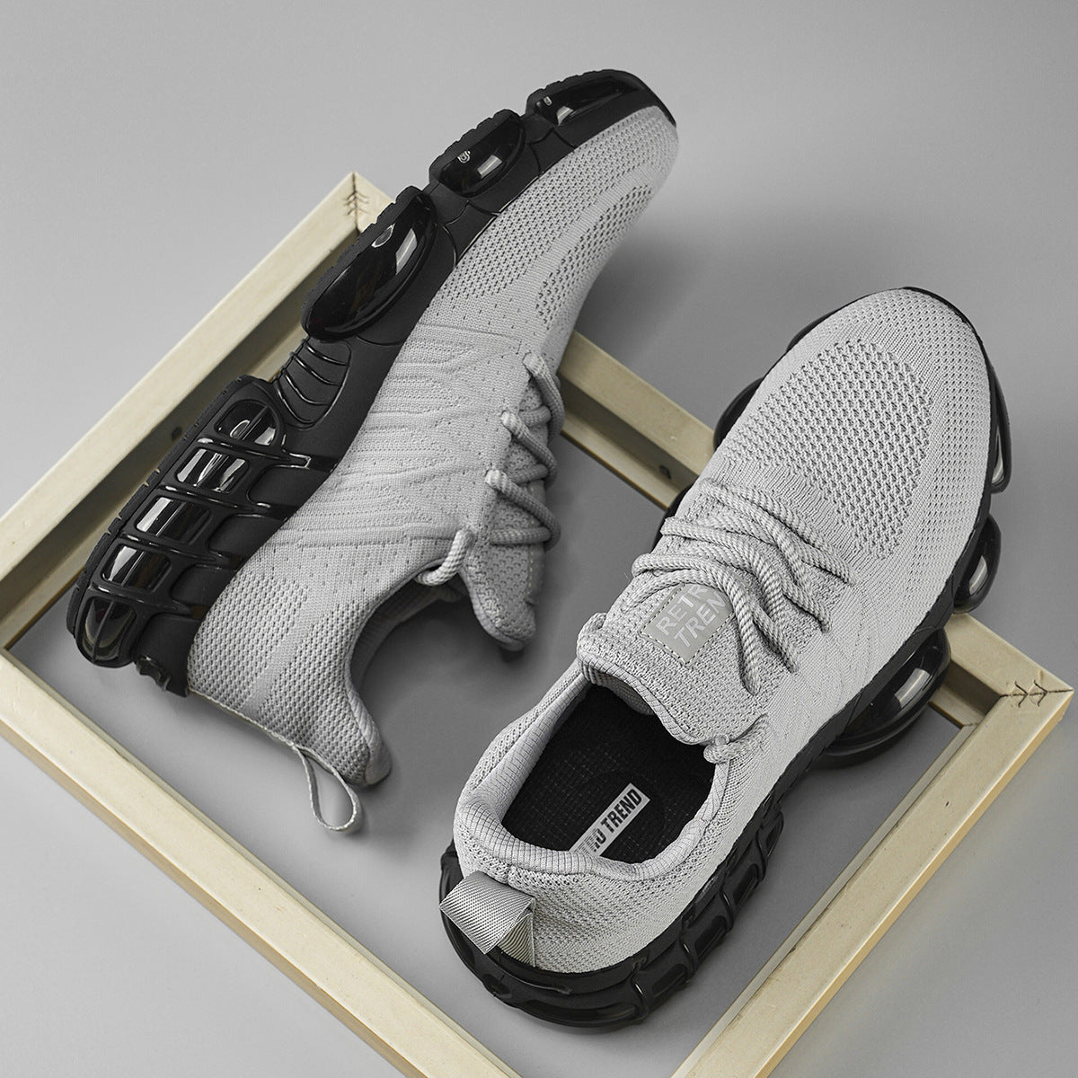 Damen Hochleistungs-Sneaker mit atmungsaktiver Mesh-Oberfläche und innovativer Dämpfungstechnologie R&B